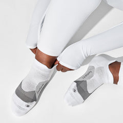 Elite Light Cushion No Show Tab