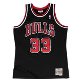 Mitchell & Ness NBA Chicago Bulls Swingman Jersey Scottie Pippen Black 1997 Men SMJYCBUKSPI97