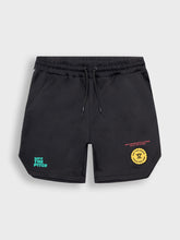 Off The Pitch Division Shorts | Black