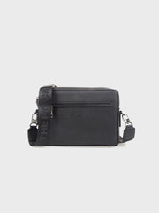 Off The Pitch Saviano Messenger Bag | Black