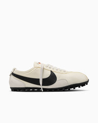 Nike Women's Moon Shoe OG