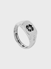 TwoJeys Clover Signet Ring | Silver