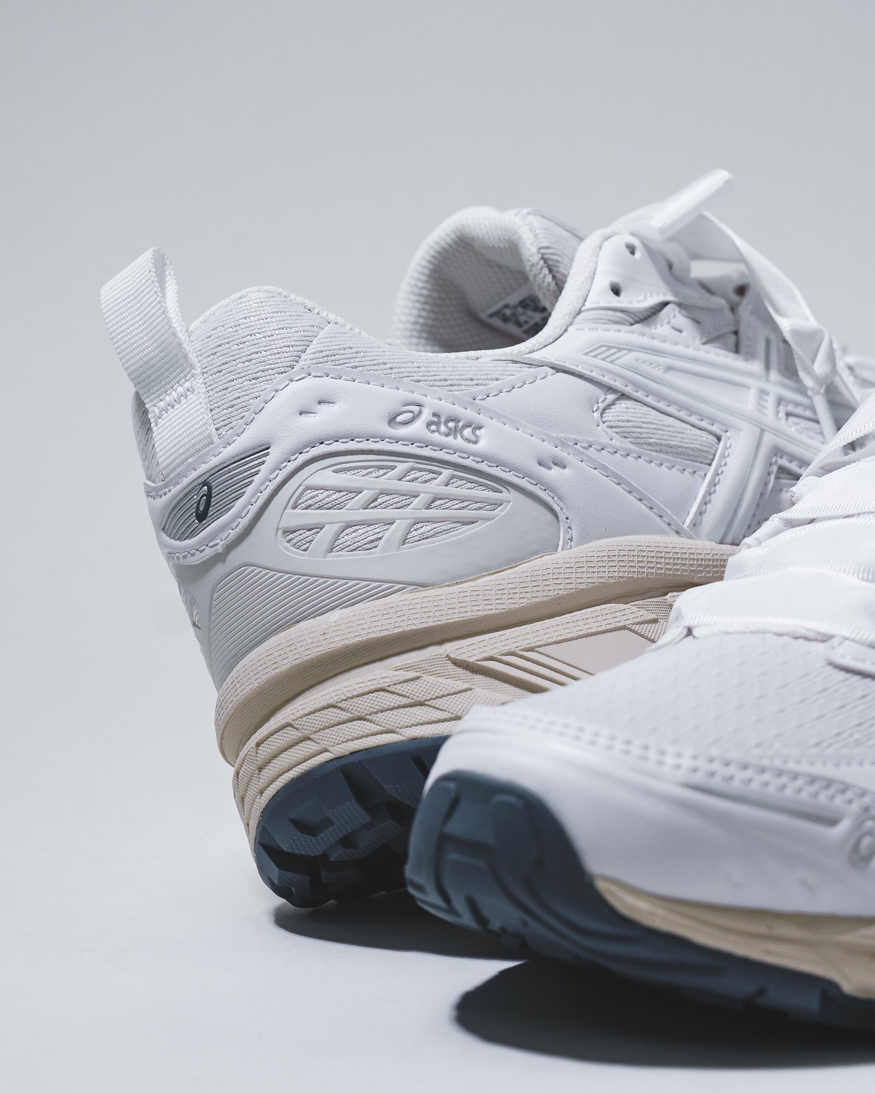 Asics Unisex Gel-Nunobiki White Pure Silver 1203A753-100
