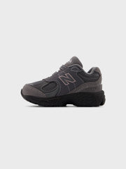 New Balance 2002R (TD) Kinderschoenen | Castlerock/Black Cement