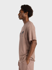 New Balance Linear Graphic T-Shirt | Earth Shadow
