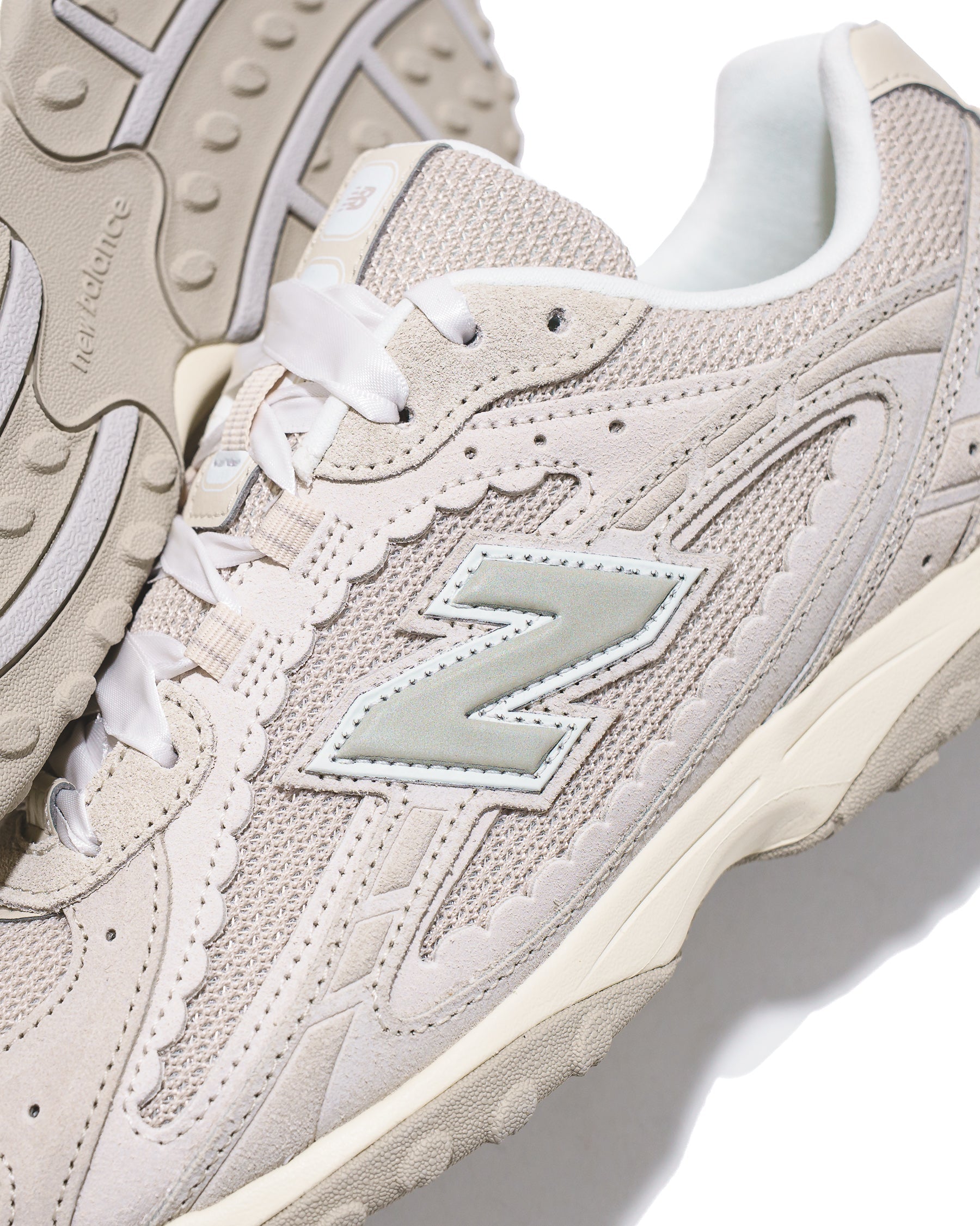 New Balance Unisex 204L Sea Salt Linen U204L2SZ
