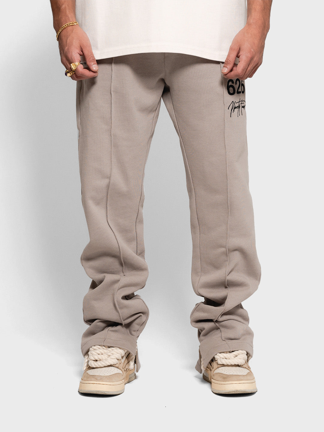 Ninetyfour Tjenkeh Pants | Beige