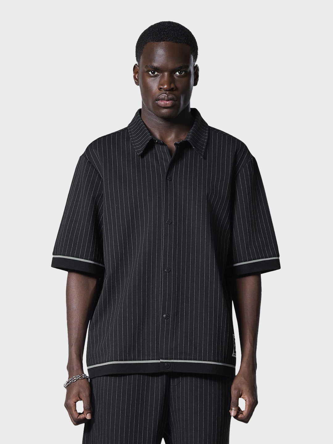 Off The Pitch Pitcher Shirt | Black