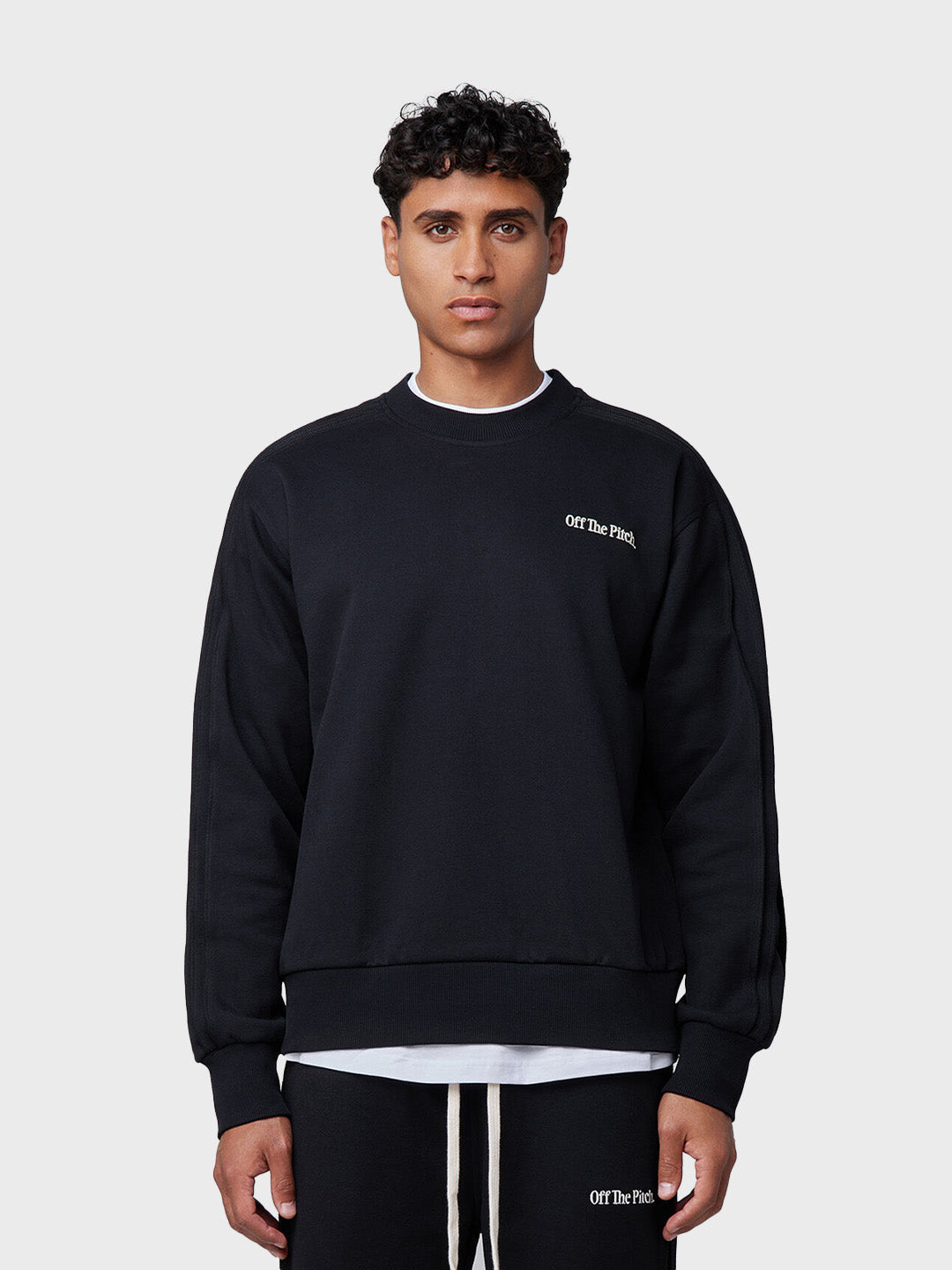 Off The Pitch Raw Edge Panel Crewneck Sweater | Black