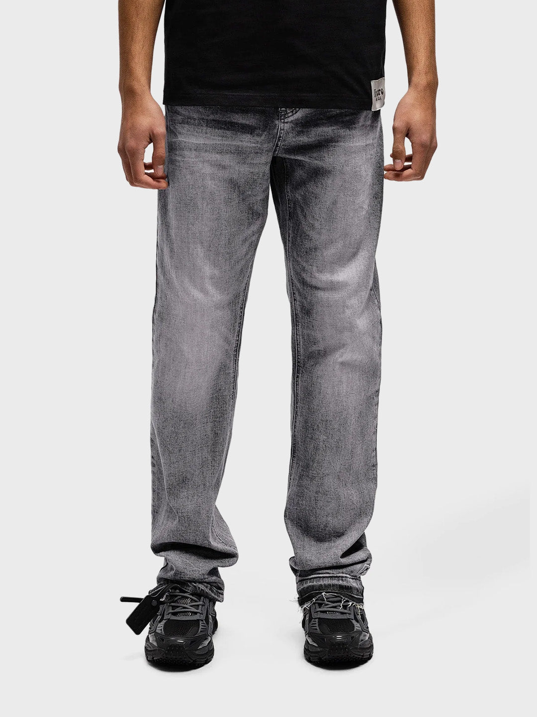 Rivero Granite Embossed Jeans | Grey