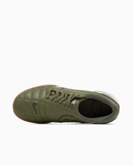 Nike Women's Total 90