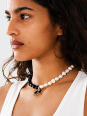 TwoJeys B&W Icon Necklace | Black/White
